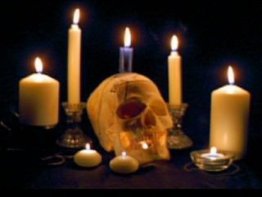 Skull Worship Halloween Screensaver